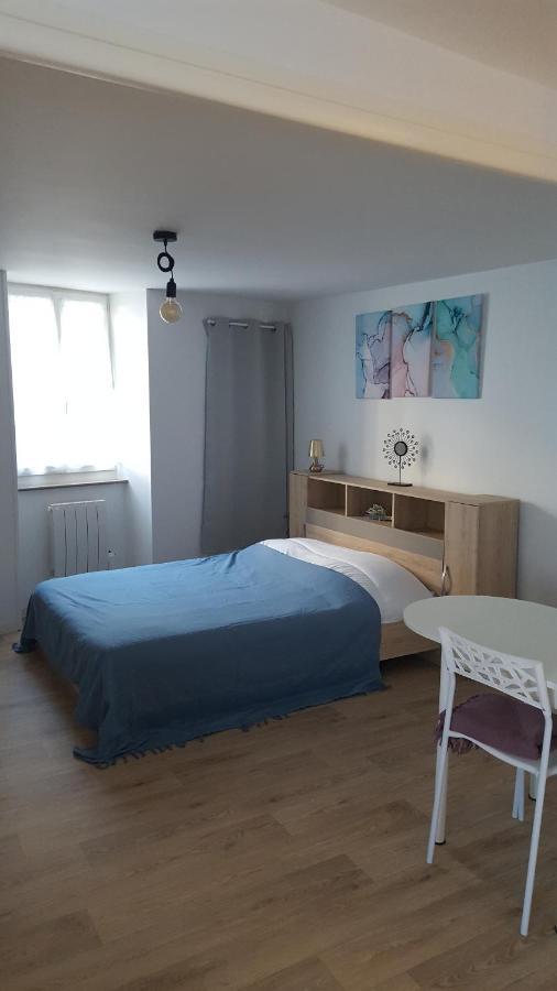 Cosne-sur-Loire Studios Tout Equipes מראה חיצוני תמונה